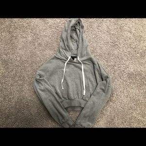 Women’s Forever 21 cropped hoodie